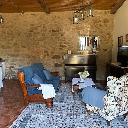 Landhuis A Cobacha Paderne (A Coruna)