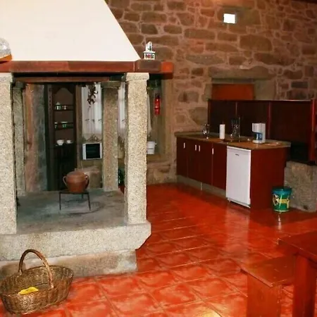 Casa rural A Cobacha Paderne (A Coruna)