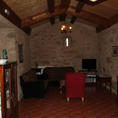 Landhuis A Cobacha Paderne (A Coruna)