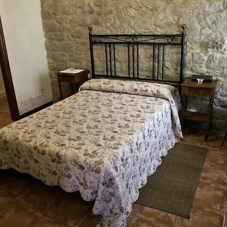 Landhuis A Cobacha Paderne (A Coruna)